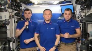 Космонавты поздравили российскую сборную с победой на Международной олимпиаде по ИИ