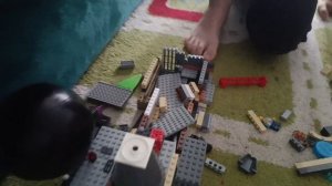 Я ПОМЕСТИЛ В КАПСУЛУ ЛЕГО ЧЕЛОВЕЧКА И ОН ТАМ ДОЛЖЕН ПРОЖИТЬ 24 ЧАСА