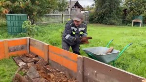 МОЙ МУЖ АЛКОГОЛИК? ВСЁ, ЧТО РАСТЁТ-ВСЁ НА ВИНО! НОВАЯ ГРЯДКА.