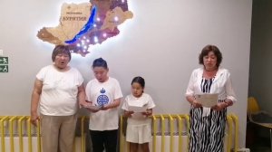 На бурятском языке. Песня "Бурятия моя" (сл. и муз. Т. Назаренко-Матвеевой).Исполнение в г. Улан-удэ