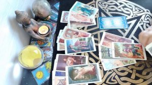 🔮🔮 Хочет ли он вам написать _ таро расклад