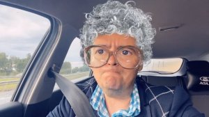 Баба Дениса и Снежинская Муха🤣