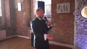 Ведущий на свадьбу Денис Игловиков