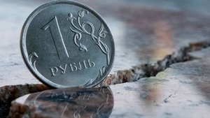 Эксперт исключил сценарий девальвации рубля из-за снижения ставки ЦБ