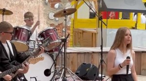 Влад-Барабанщик "Канал Культура" кавер "Люби меня люби"