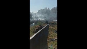 Работники МКУ МТО оказывают помощь в тушении пожара