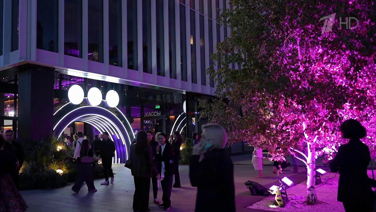 В новом телесезоне зрителей ждут совместные проекты онлайн-кинотеатра Okko и Первого канала