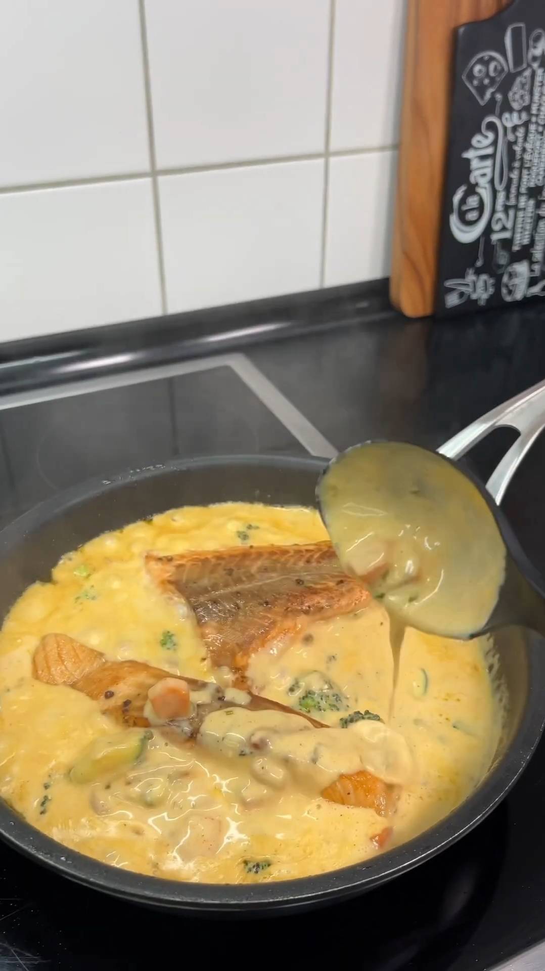 Рыба в соусе смотреть онлайн