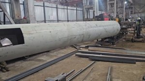 Резка нержавеющей трубы 325мм на труборезе.