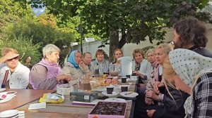 Праздничная трапеза добровольцев на Успение Пресвятой Богородицы