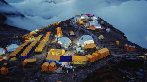 Строительство базового лагеря Манаслу для экспедиции Клуба 8000 под руководством Александра Абрамов