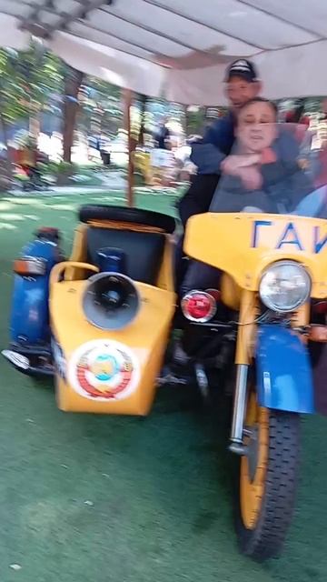 Ещё свободное место для третьего есть! 😍 смотреть онлайн