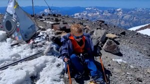 Первоклассник из Севастополя покорил вершину Эльбруса