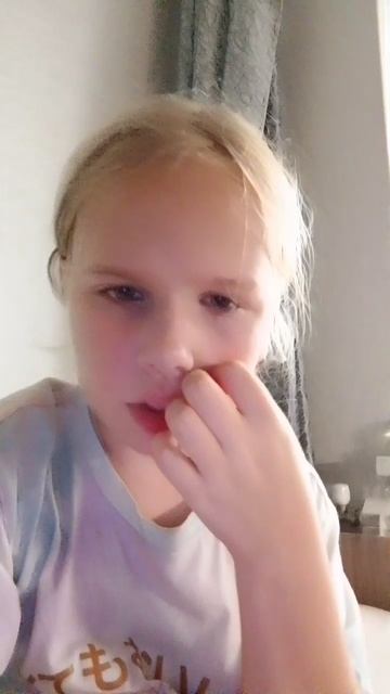 ждите завтра в 12:00 по Томскому времени блог с дня рождения подруги смотреть онлайн