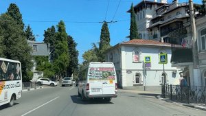 Ялта. От поворота Маршака/Кирова, по Садовой до Московской ул. 09.08.2025. Крым. Crimea. Yalta.