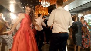 ПЕСНИ И ТАНЦЫ НА СВАДЬБЕ "МОЯ БАБУШКА КУРИТ ТРУБКУ". Е.Берлин и коллектив цыганского танца Экспромт