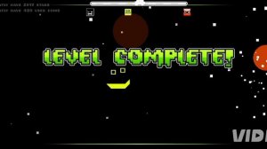 как выглядит уровень ретрей без декораций в geometry dash