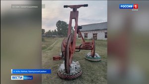 В поселке Усть-Лопъю Прилузского района появился трёхметровый деревянный велосипед