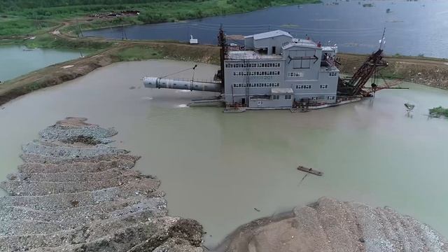 Производство в деталях. Алмазы на поверхности смотреть онлайн