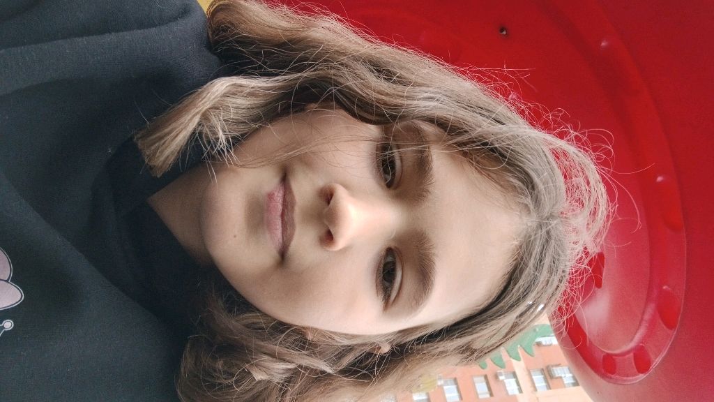 обсуждаем и прыгаем на батуте смотреть онлайн