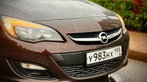Opel Astra J рест, 2014, пробег 84т.км, в состоянии нового авто. Капсула времени!