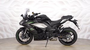 Kawasaki Ninja 1000 SX vin ZXT02K-044008