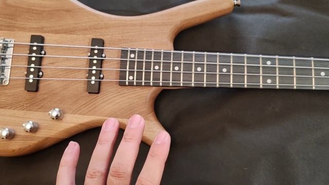 Обзор сборки и звука доработанной китайской реплики бас-гитары Warwick Corvette 4 струны цвет натур смотреть онлайн