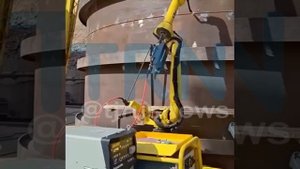 Робот-сварщик на Рогунской ГЭС