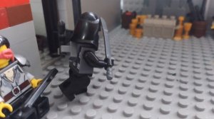 КИЛЕР убийца охотится за кристаллом в лего