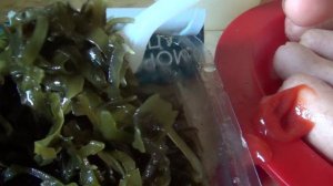 МУКБАНГ  Доедаю морепродукты с сосисками и заедаю горьким . ПОДПИШИСЬ