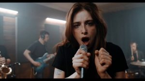 "Я вскрываю раны"