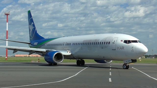 Запуск двигателя и взлёт Boeing 737-800