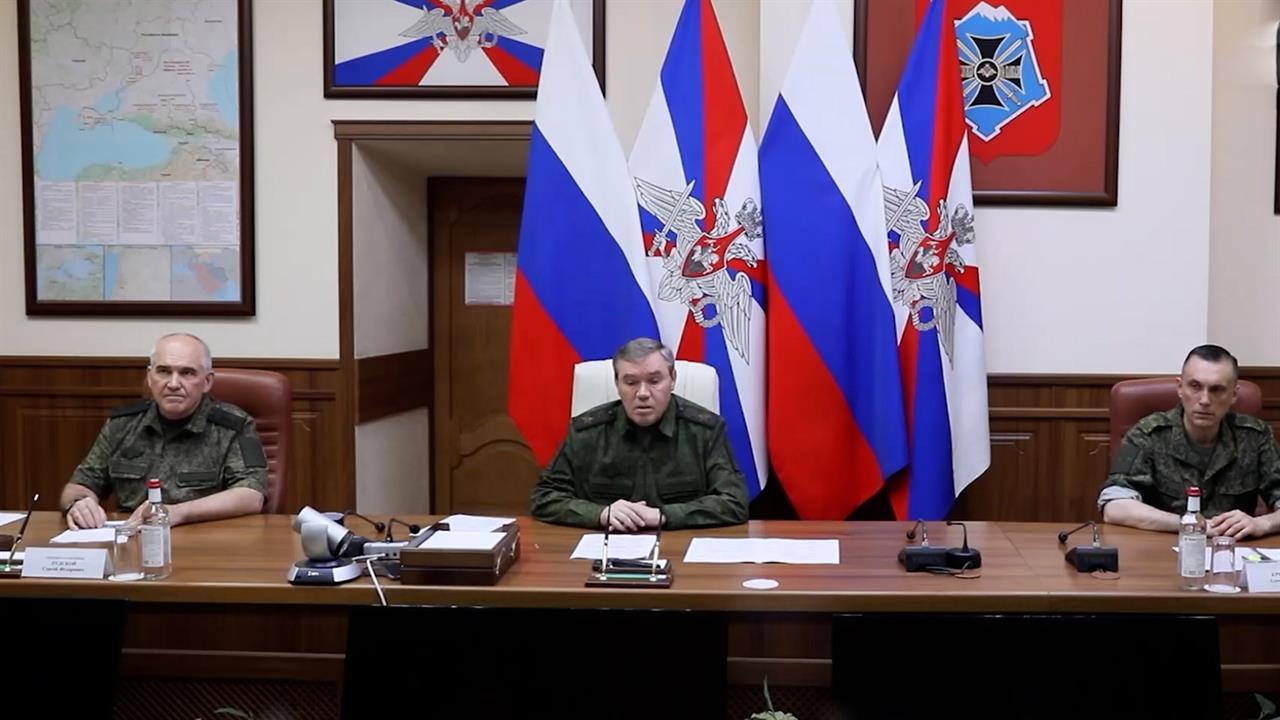 Герасимов назвал количество получивших награды бойцов РФ весной и летом этого года