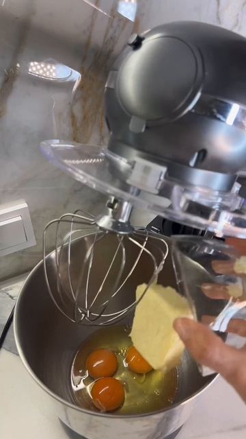 Ленивый пирог с персиками: быстро, вкусно и просто смотреть онлайн