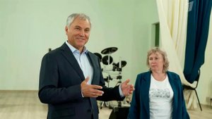 Готовность к учебному году в Технологическом колледже - лицее-интернате "Феникс" оценил В. Володин.