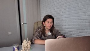 Запись эфира.ДОЛГИ