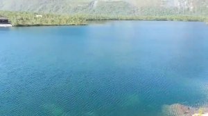 Озеро малый Вудьявр в городе Кировск