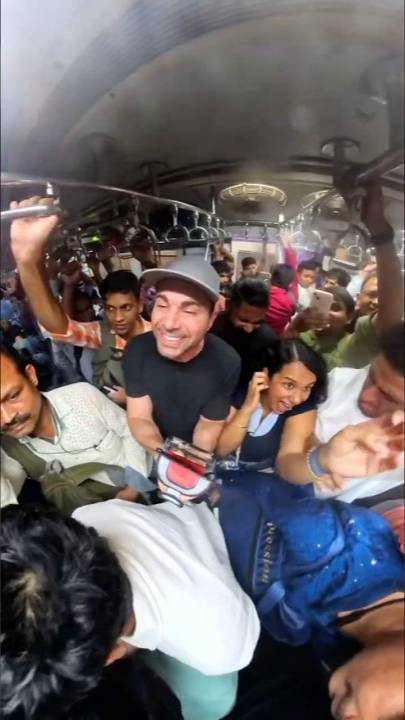 Марк Робер Против Самого Загруженного Поезда Индии (Марк Робер НАСА | Mark Rober NASA) смотреть онлайн