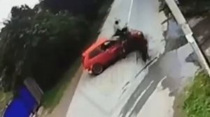 В Абакане автомобилист устроил ДТП с двумя подростками на мотоциклах