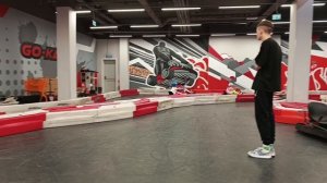 Мия и Камилла на картинге