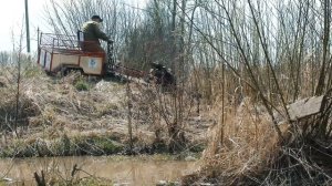 Смотрите на что способен мотобуксировщик летом! Бурлак Экспедитор