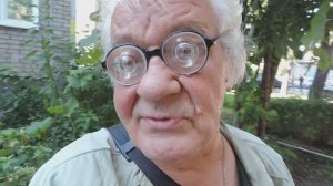 КАЛИНИНГРАД 2025: клумбы и садик во дворе в конце лета - 27 августа 2025, СР