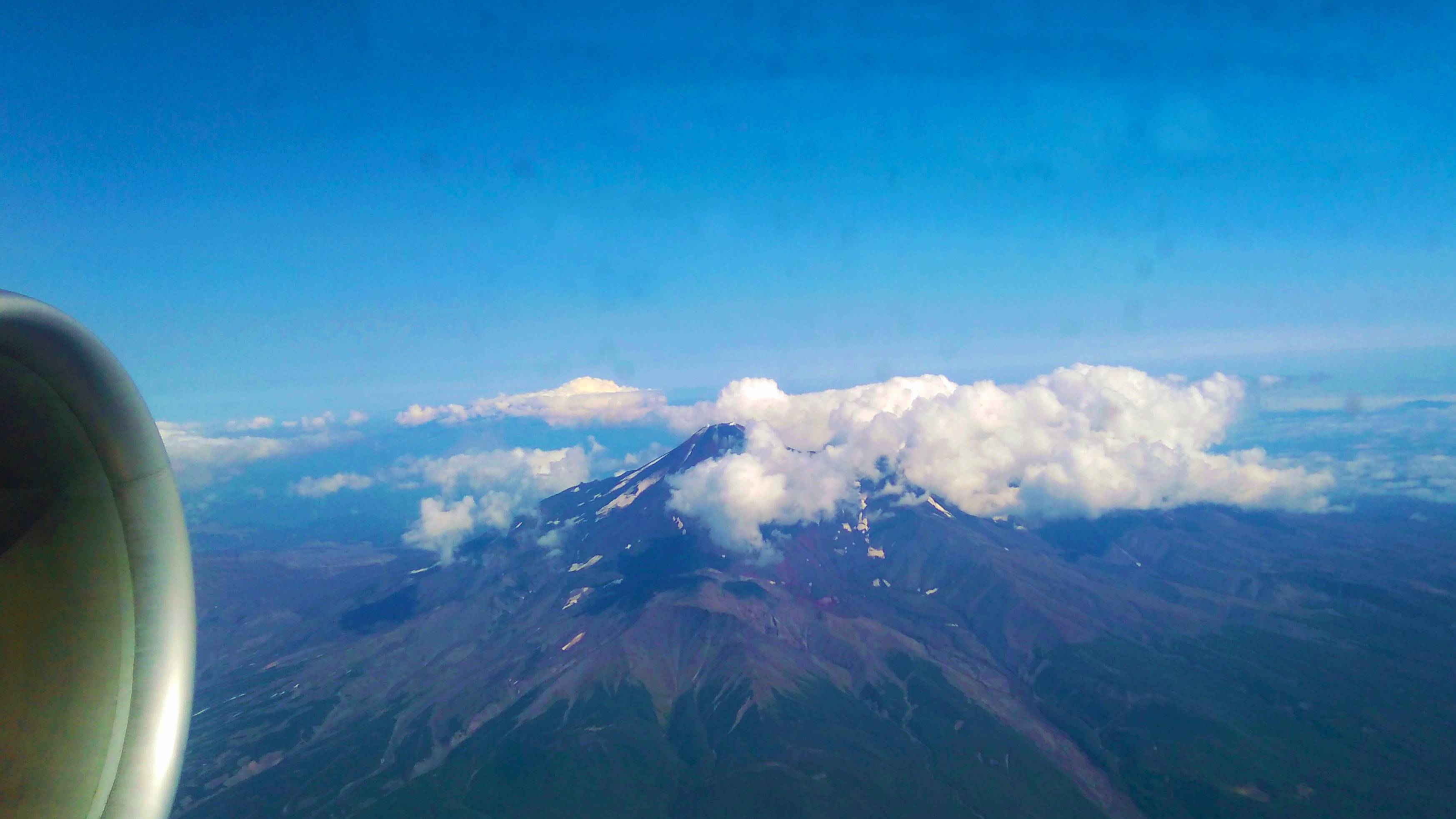 Гуляем в пещере на Камчатке: холод, темнота, лед....
