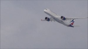 Зимний взлет аэробуса А-350 из Шереметьева.