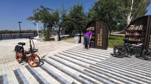 Астрахань. Прогулка по достопримечательностям на электровелосипедах в последний день лета. 1 часть.