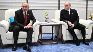 Путин встретился с Пашиняном на полях саммита ШОС в Китае