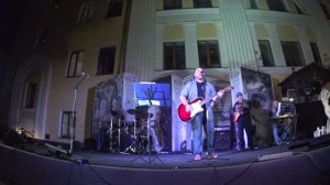 поднимаюсь над простором