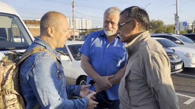 Еще один короткий сюжет встречи наших ребят с легендарной личностью