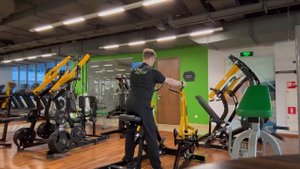 Горизонтальная ТПР(тяга с прямыми руками) с упором грудью