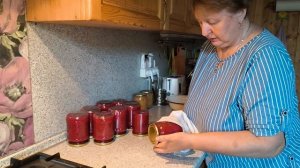 Последний день уходящего лета.
Живу на даче.
Московская область.